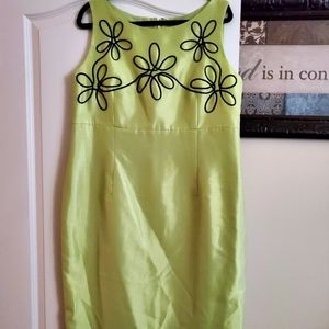Kasper green dress with black trim on top size 16